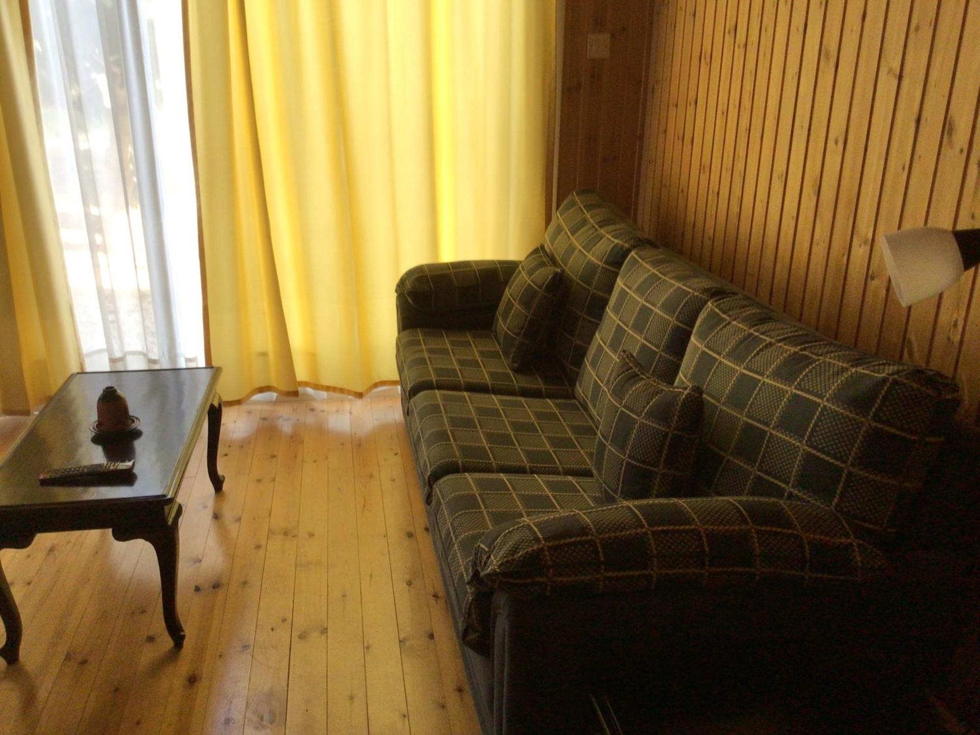 Pervolaris Cottages 2 Goudhi Buitenkant foto
